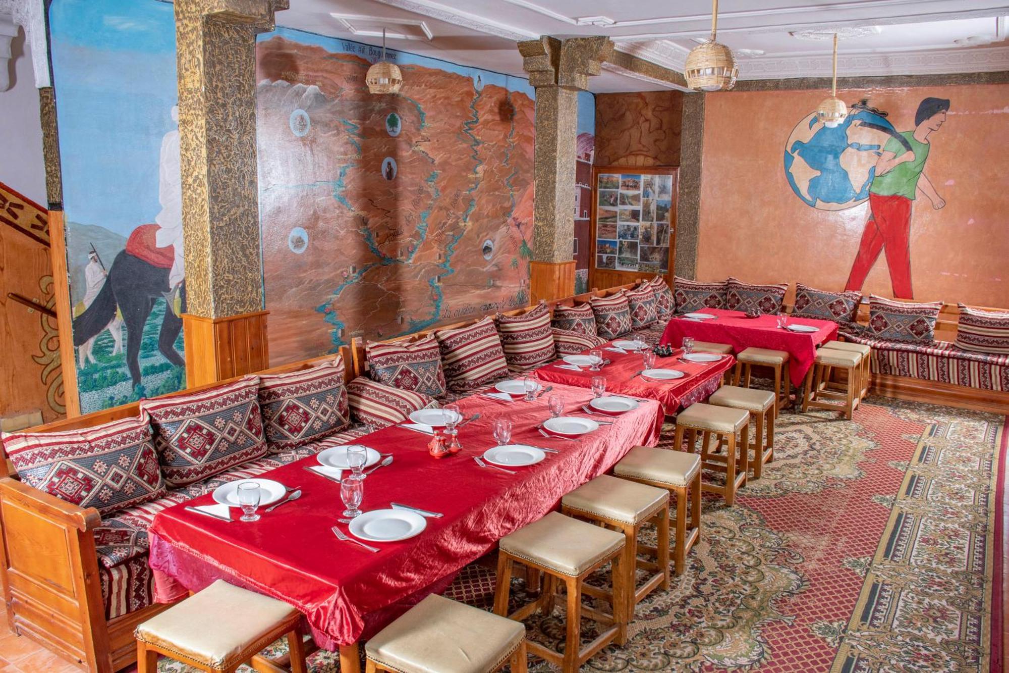 Hotel Awayou Bou Tharar Екстер'єр фото